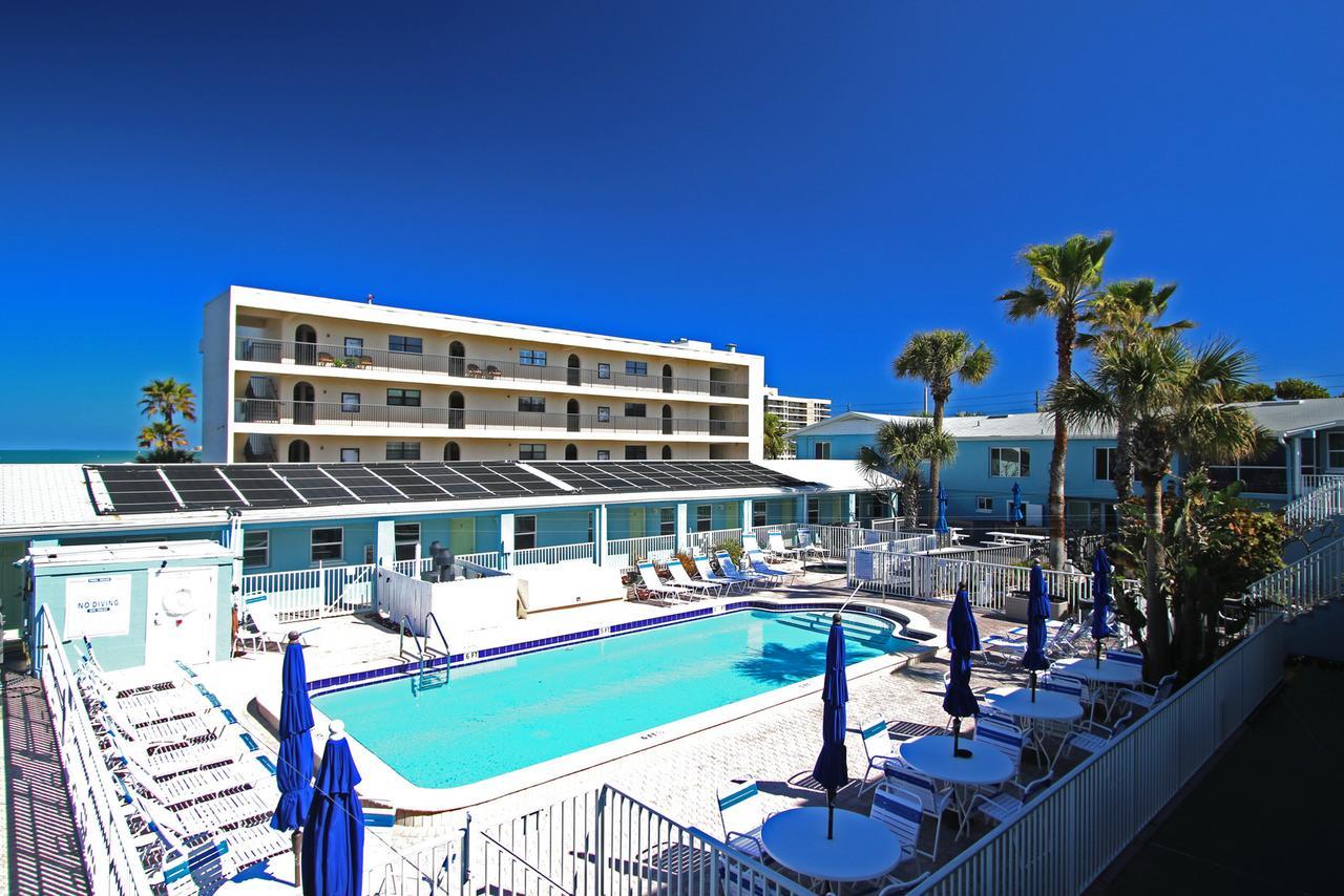 Nautical Watch Aparthotel Belleair Beach Exterior photo